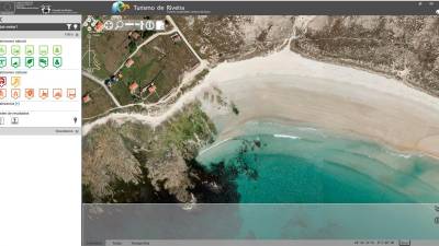 Captura de pantalla dunha fermosa vista aérea da duna de Corrubedo na actual páxina web municipal. Foto: C. de R.