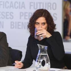 Foto de archivo de el presidente de la Xunta de Galicia, Alberto Núñez Feijóo y la presidenta de la Comunidad de Madrid, Isabel Díaz Ayuso - Eduardo Parra