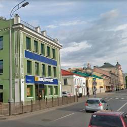 Un McDonalds en Moscú. Google Maps