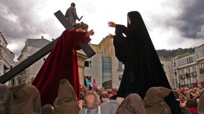 Galicia. La Semana Santa de Viveiro es una de las celebraciones religiosas más antiguas de Galicia, desde el siglo XIII se ha celebrado de manera ininterrumpida. Es considerada como un acontecimiento cultural, popular y de atracción turística. Además está declarada como de interés turístico internacional. (Fuente, wikipedia.es. Fotografía, spain.info)