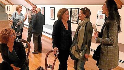 Sabela Arias pecha a súa exposición 'Conversas' en Lugo