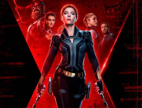Cartel de la película que protagoniza Scarlett Johansson, ‘Viuda negra’.