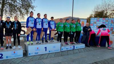 Ciudad de Pontevedra y Kayak Tudense abren la temporada gallega de piragüismo con victoria