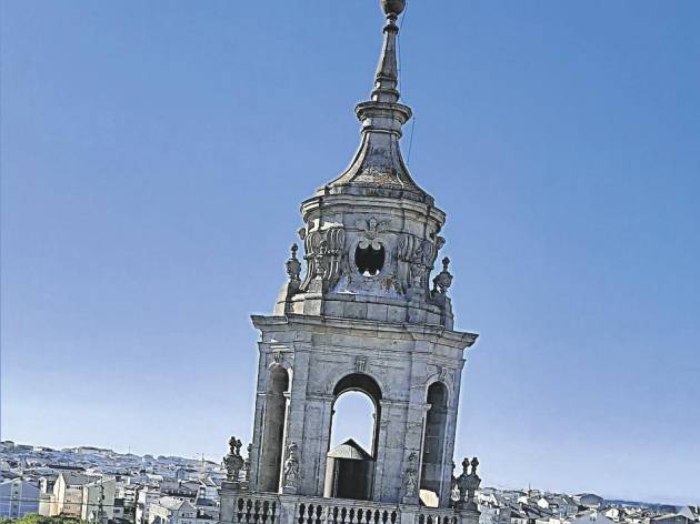 La otra torre de la catedral lucense. Fotos: Froilán Varela