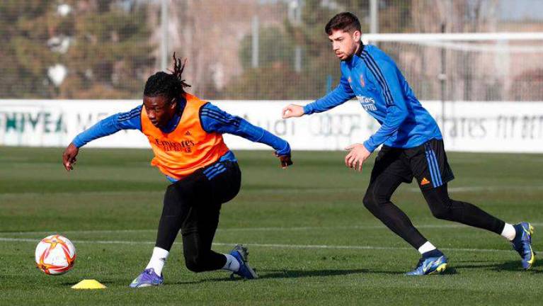 Camavinga y Fede Valverde en el entrenamiento del Real Madrid este lunes. Foto: Real Madrid CF