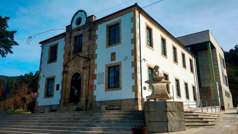 Casa consistorial de Carnota.