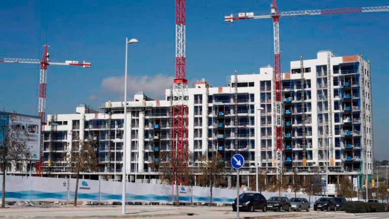 Imagen de un bloque de edificios en construcción. Foto: Europa Press