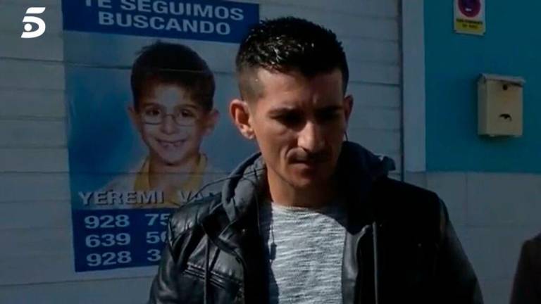 El padre de Yéremi Vargas, J.F. Vargas, en libertad con orden de alejamiento de su hija por presuntos abusos sexuales a la menor, de trece años. Foto: Telecinco