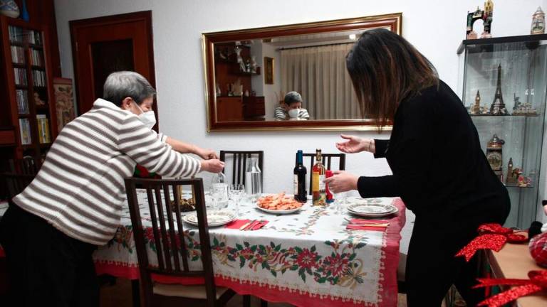Los españoles pagarán esta Nochebuena por la luz un 679 % más que en la misma jornada del año pasado. Foto: E.P.