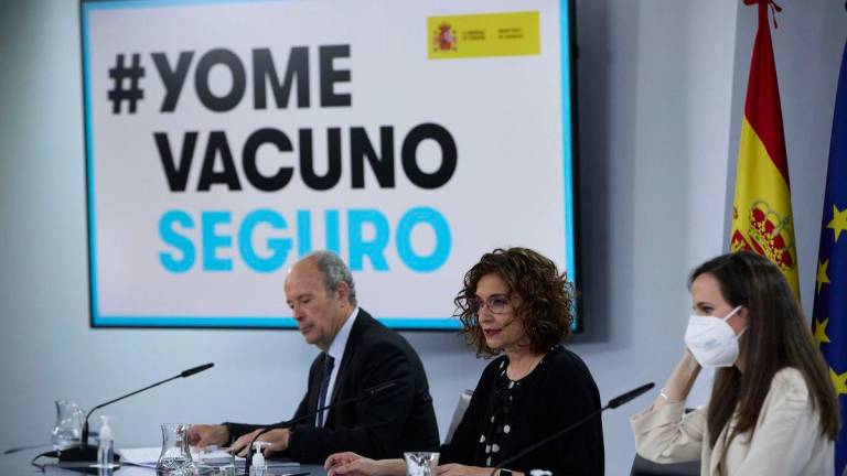 Juan Carlos Campo, María Jesús Montero y Ione Belarra, en la primera rueda de prensa tras el Consejo de Ministros con un miembro de Podemos desde el 19 de enero. Foto: E.P.