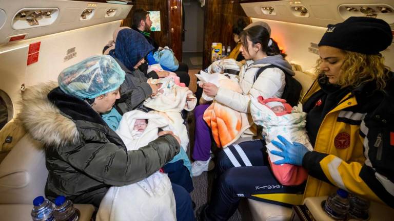 El presidente se volvió a Ankara con 16 bebés a bordo del avión presidencial. Foto: ElPeriódico