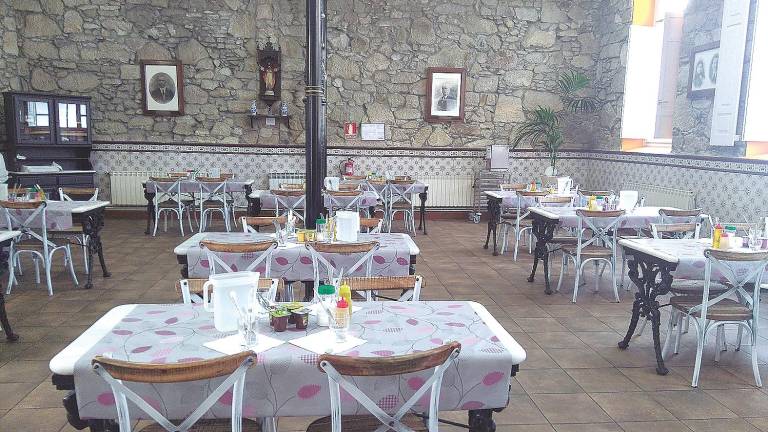 Vista del comedor de la Cocina Económica de Ferrol. Foto: G.