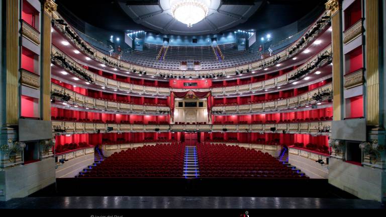 Sala principal del premiado Teatro Real de Madrid. Foto: Europa Press
