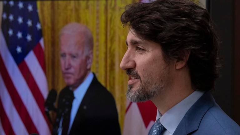 El primer ministro de Canadá, Justin Trudeau, en una rueda de prensa junto al presidente estadounidense, Joe Biden. FOTO: Adrian Wyld