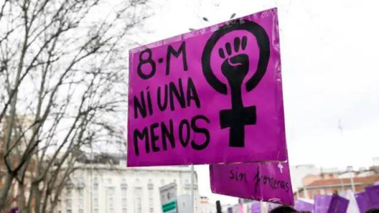 violencia de género. Una pancarta se alza en las movilizaciones del 8M. Foto: E.P.