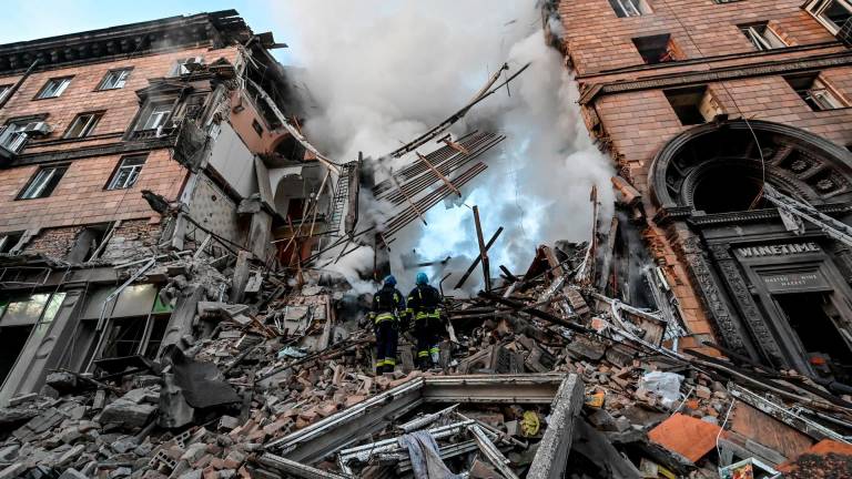 Imagen de archivo de edificios destruidos en un ataque sobre la ciudad de Zaporiyia, en Ucrania