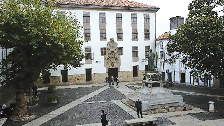 facultad de Filosofía de la USC, en la praza de Mazarelos del casco histórico de Compostela. Foto: F. Blanco