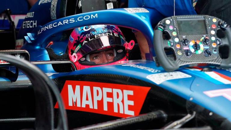 CARRERA EN CASA. Alonso en la carrera de Miami . Foto: Hasan Bratic/dpa / Europa Press