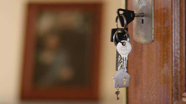 A firma de hipotecas sobre vivendas afúndese un 21,3% en xuño en Galicia