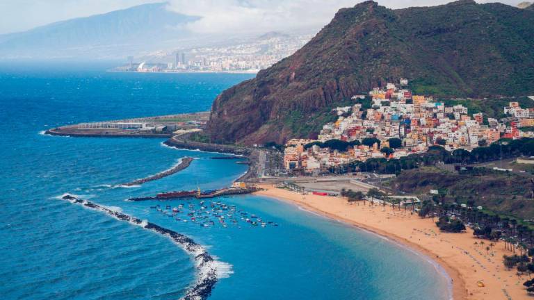 Fuerteventura, Tenerife, Gran Canaria: el trabajo remoto es sólo una de las cosas que podemos hacer viajando por el mundo