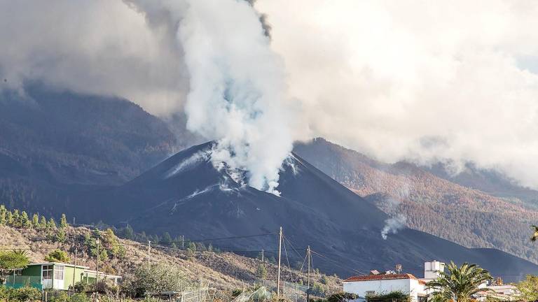 Volcán de Cumbre Vieja con tres frentes activos. Foto: E.P.