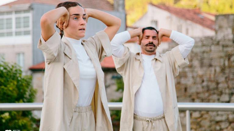 A compañía Kirenia Danza traerá á Costa da Morte o espectáculo ‘E_migrantas’, unha danza sobre a última diáspora galega. Foto: Kirenia Danza