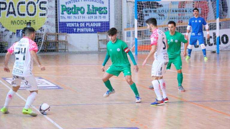 FIN DE AÑO El Jerubex Santiago Futsal clausura el año 2020 hoy en Leganés. Foto: S.F.