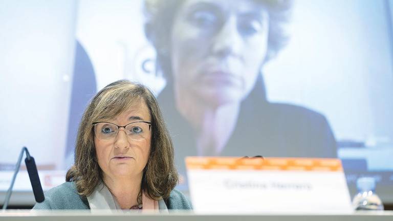 airef. La presidenta, Cristina Herrero, ayer en un acto organizado por el Consejo General de Economistas Foto: Efe