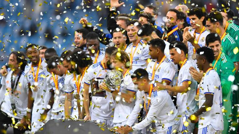 Los jugadores del Real Madrid, celebrando el título de la Supercopa. Foto: S.E.