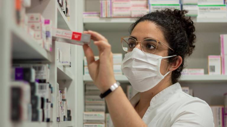 sanidad. En Galicia hay 1.345 farmacias, la mayor parte en pequeños pueblos de interior. Foto: Paula Amati