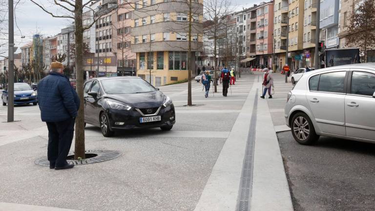 La plaza de Rodríguez de Viguri será de un solo carril por sentido para particulares. Foto: A. Hernández
