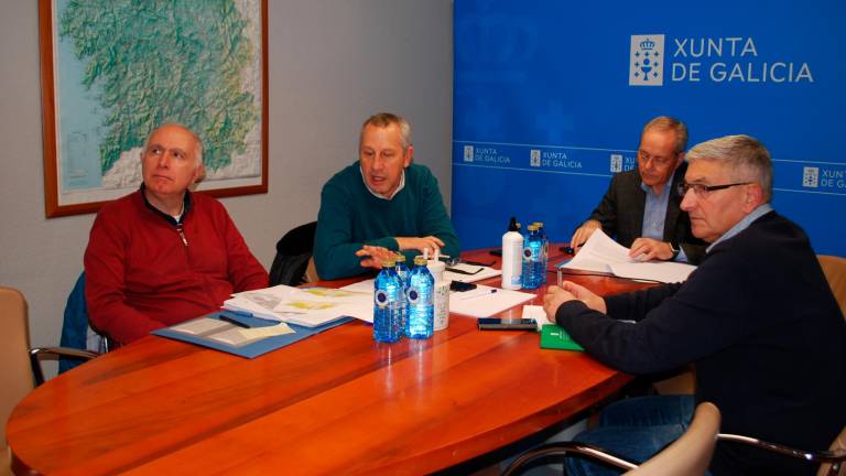 Reunión da comisión de seguimiento da praga da couza guatemalteca. Foto: Xunta