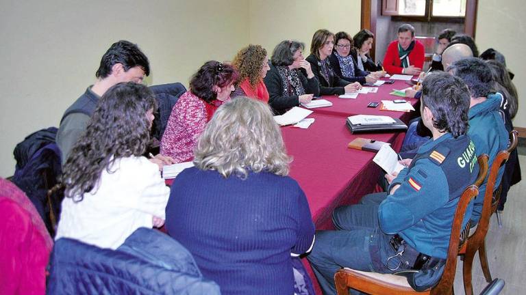 Primera reunión de la Mesa Institucional contra a Violencia de Xénero de Ames en marzo del año 2016. Foto: CDA