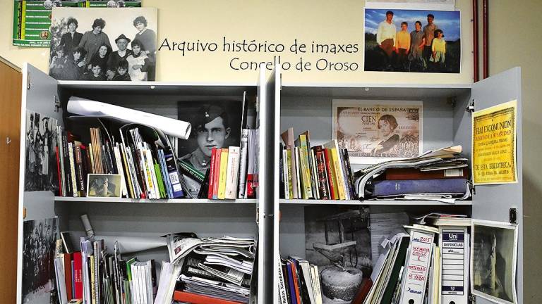 Un dos armarios do Arquivo Histórico de Oroso, hoxe baleiro. Foto: AHO
