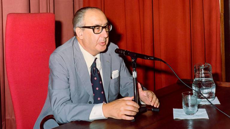 Álvaro Cunqueio, en la Universidade de Santiago, en el curso 1980/81 . Foto: Archivo ECG