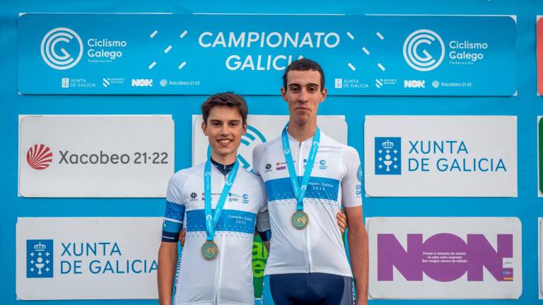 Tomás Pombo e Iván Belmonte con sus medallas. Foto: C.P.