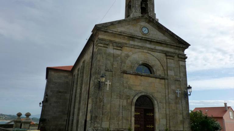 Fachada da igrexa parroquial de Palmeira, en Ribeira. Foto: Suso Souto