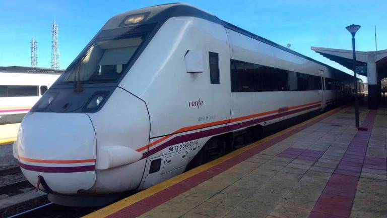 Renfe aumenta en dúas horas o tempo de viaxe entre Vigo e Valdeorras