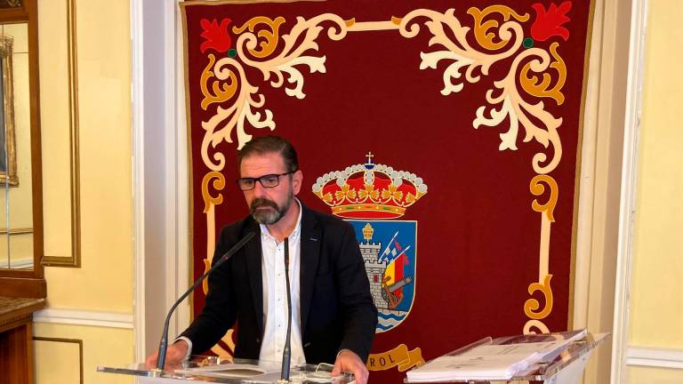 El alcalde de Ferrol, Ángel Mato, en rueda de prensa. FOTO: EUROPA PRESS