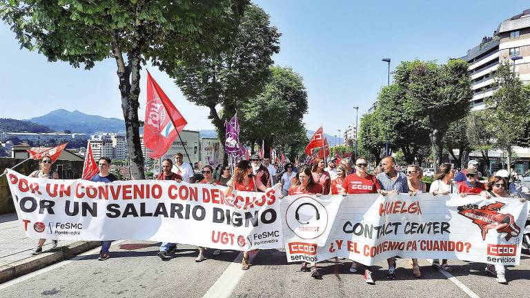Protesta de operadores de ‘contact center’ en Vigo. Foto: E.P.
