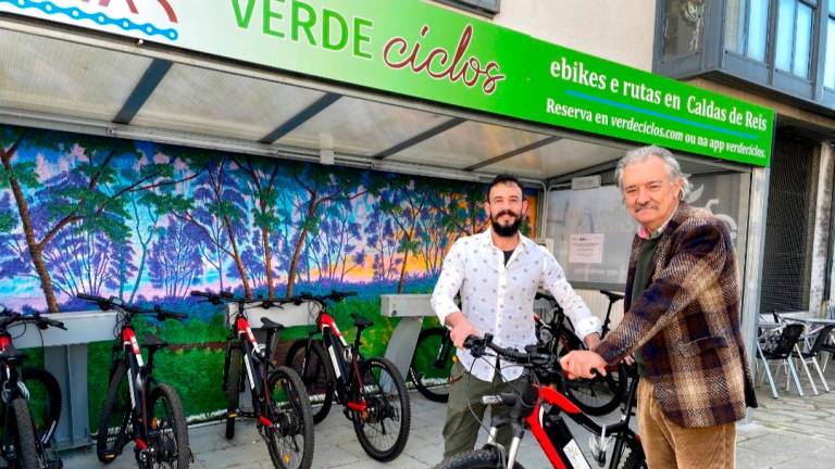 O alcalde e o promotor cunha das bicicletas