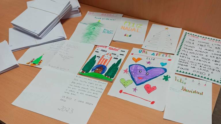 Algunhas das cartas escritas polos escolares do CPI dos Dices Foto/C.R.