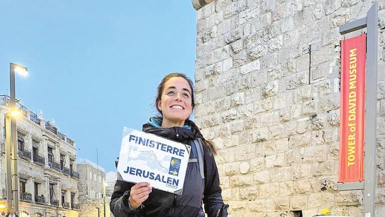 La joven granadina a su lllegada a Jerusalén. Foto: F. J. 