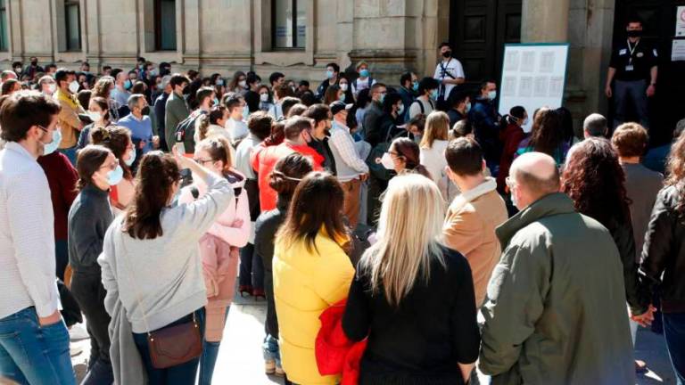 Cerca de 500 médicos gallegos se presentan hoy a las pruebas MIR