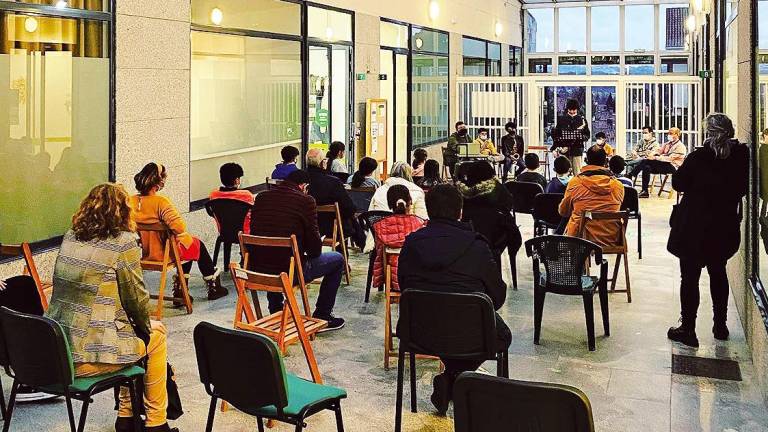Un concierto de la Escola de Música celebrado en el hall del local de Aldea Nova. Foto: EMMA