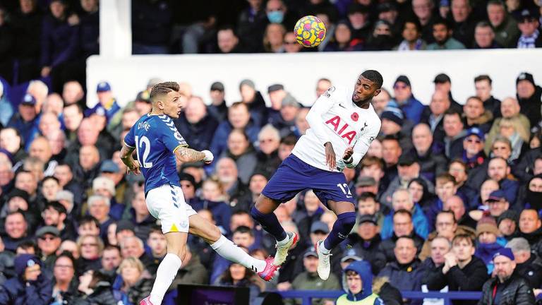 PREMIER Digne y Emerson en el Everton-Tottenham de la pasada semana. Foto: AFP7 E.P.