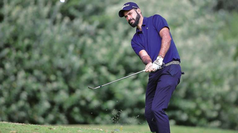 El golfista de Touro Santi Tarrío durante un torneo disputado el pasado año. Foto: ST