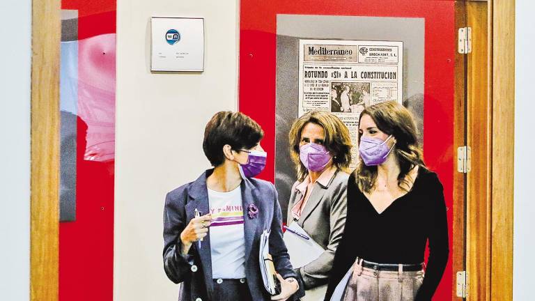 Las ministras Isabel Rodríguez, Teresa Ribera e Irene Montero, tras el consejo. Foto: R. Rubio/E.P.