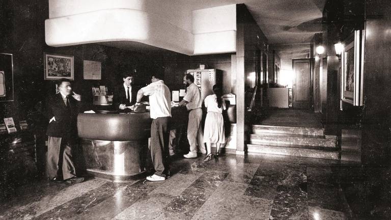 RECEPCIÓN. Así lucía el hall principal del hotel durante sus primeras épocas, aunque con los años fue objeto de numerosas reformas