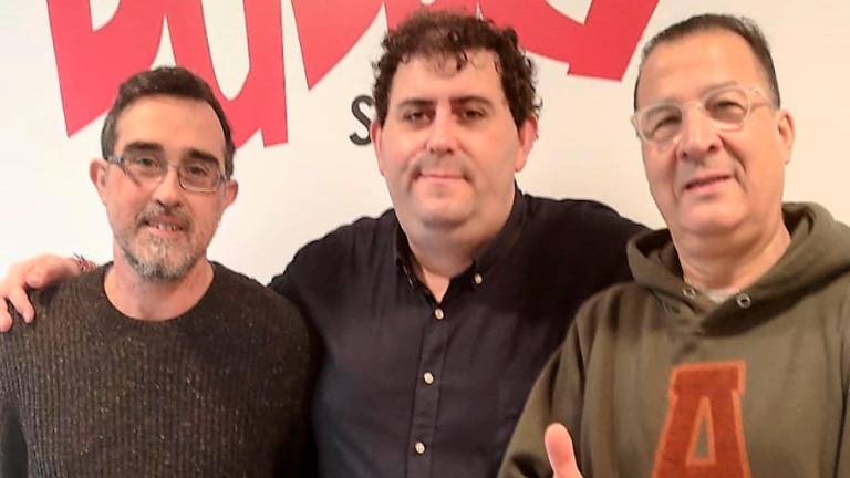 Pablo San Mamed, desde la izquierda, acompañado de Piquín y Carlos Arévalo. Foto: Piquín
